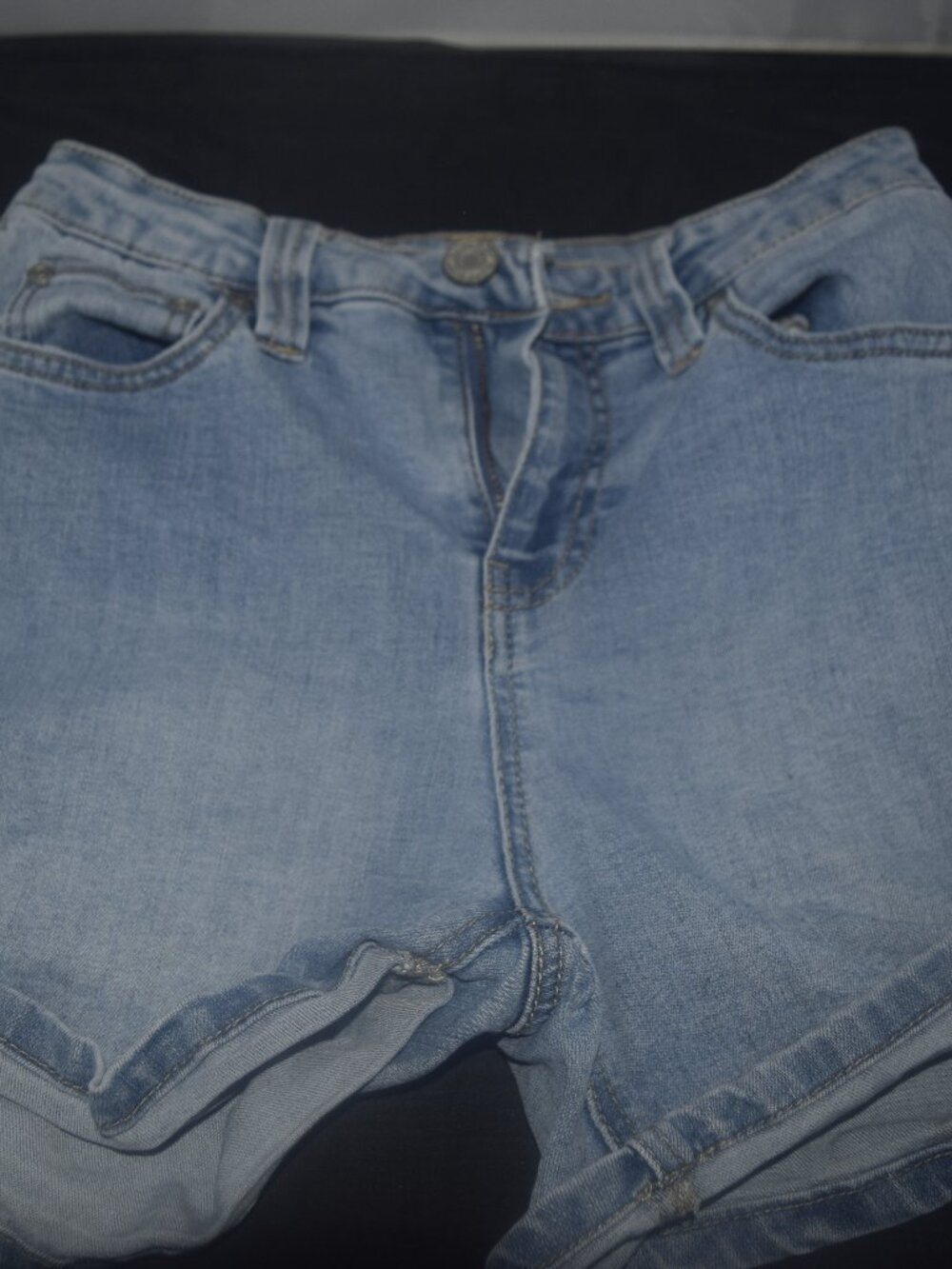 Dickies Juniors High Rise Cuffed Denim Shorts Light Wash Size 1/25